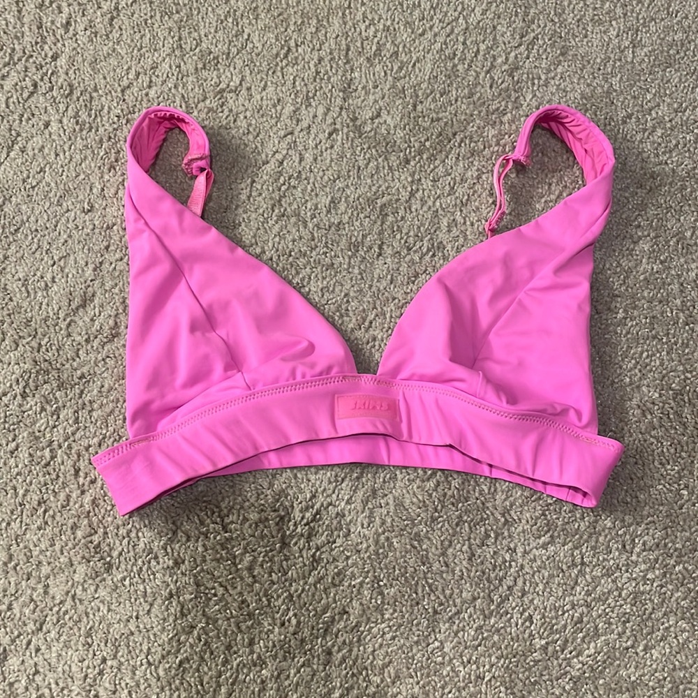 SKIMS plunge Hot Pink Bikini